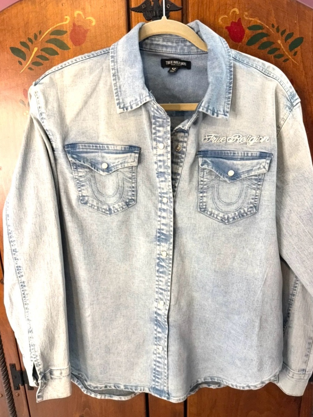 True Religion NEW large Light Wash Denim Shirt PEARL Snaps